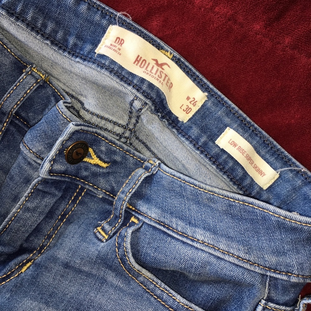 hollister 0R Jeans 😊